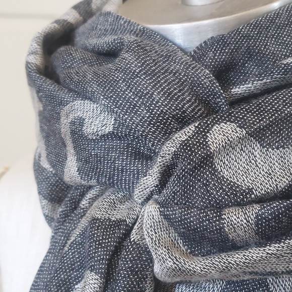 Reversible Pashmina Scarf Wrap Black Cream - Picture 4 of 7